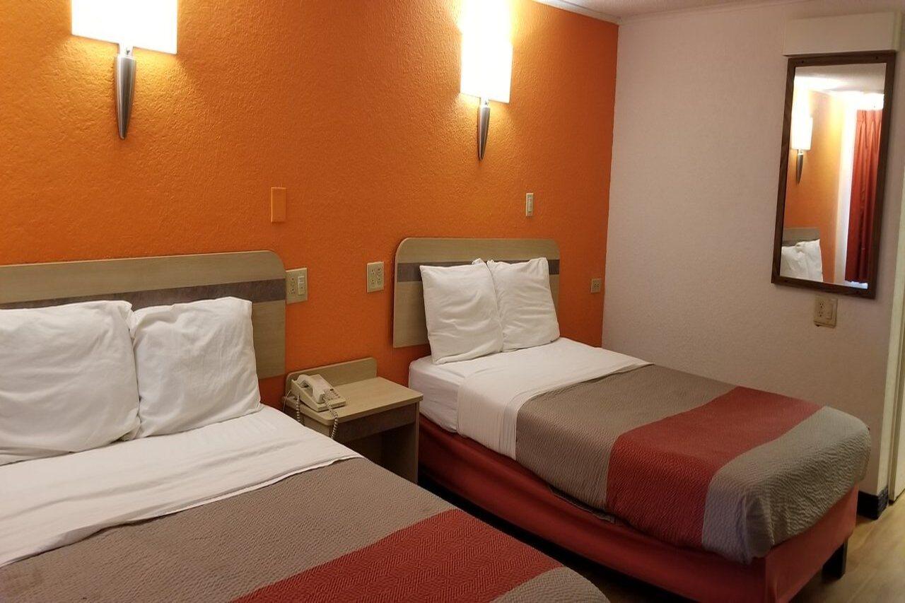 Fairbridge Inn Express Лондон Екстер'єр фото