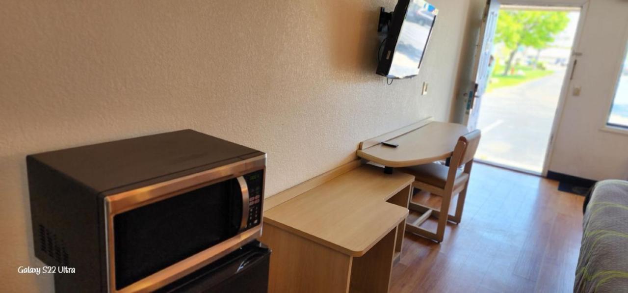 Fairbridge Inn Express Лондон Екстер'єр фото