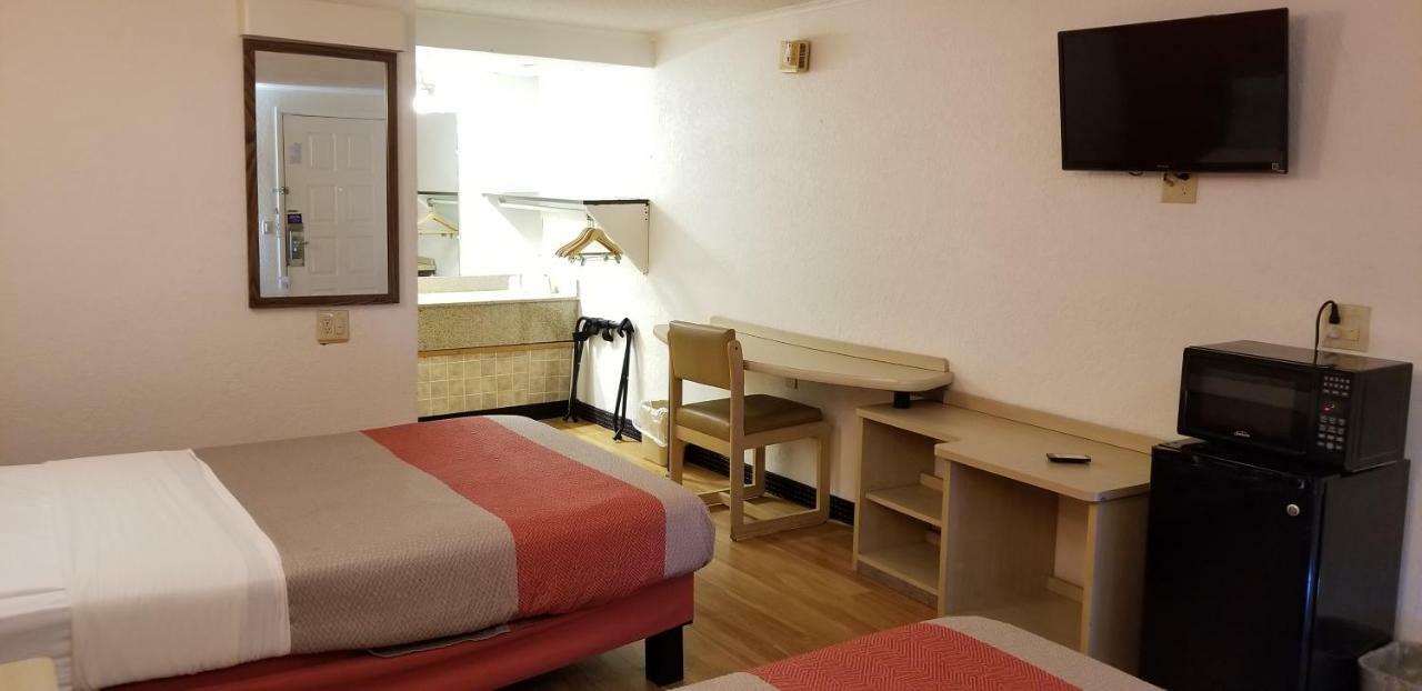 Fairbridge Inn Express Лондон Екстер'єр фото